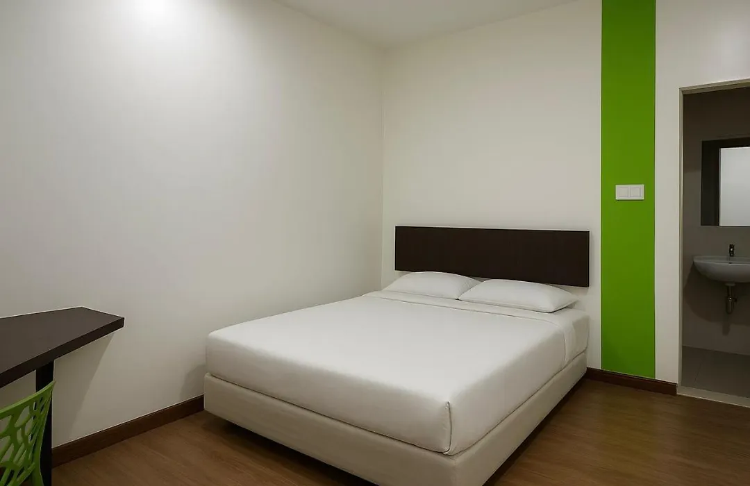 Apple Inn Hotel-1